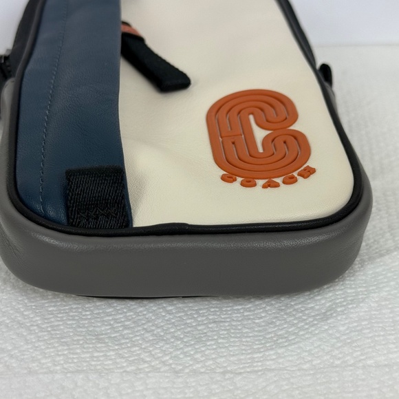 Genuine Men's COACH North South ColorBlock Leather Belt Bag Pouch Wallet - Picture 7 of 14